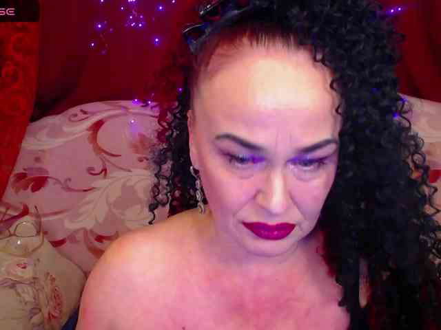 hotzlata webcam