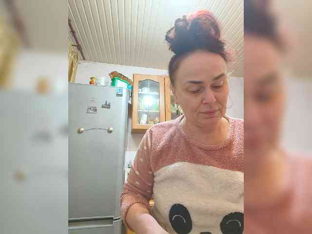 hotzlata webcam