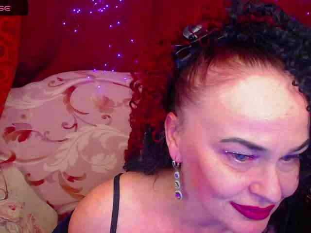 hotzlata webcam