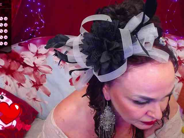 hotzlata webcam