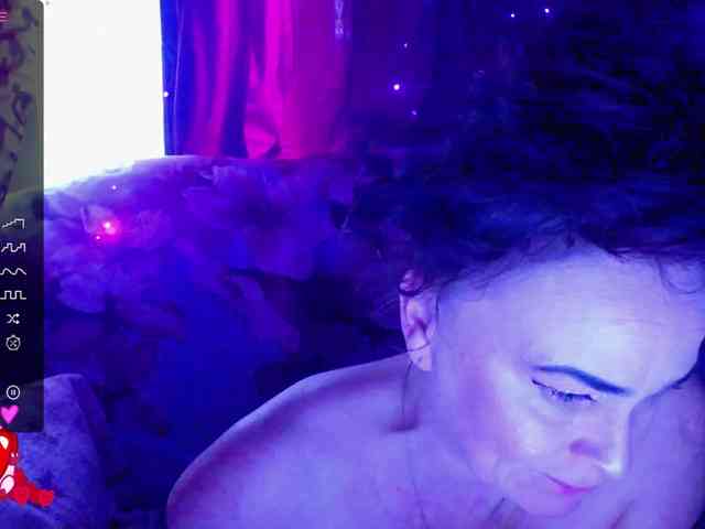 hotzlata's live room