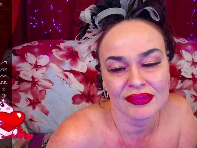 hotzlata webcam