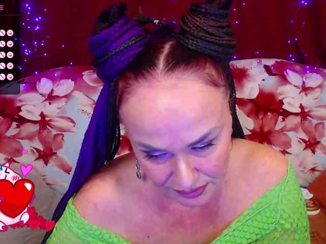 hotzlata webcam