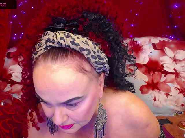 hotzlata webcam