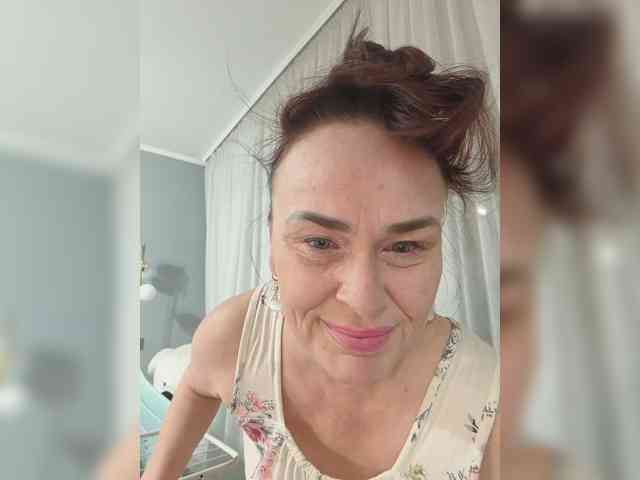 hotzlata webcam