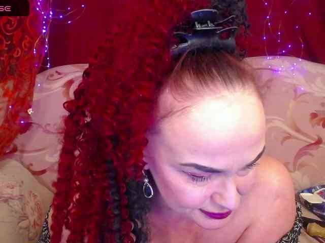 hotzlata webcam