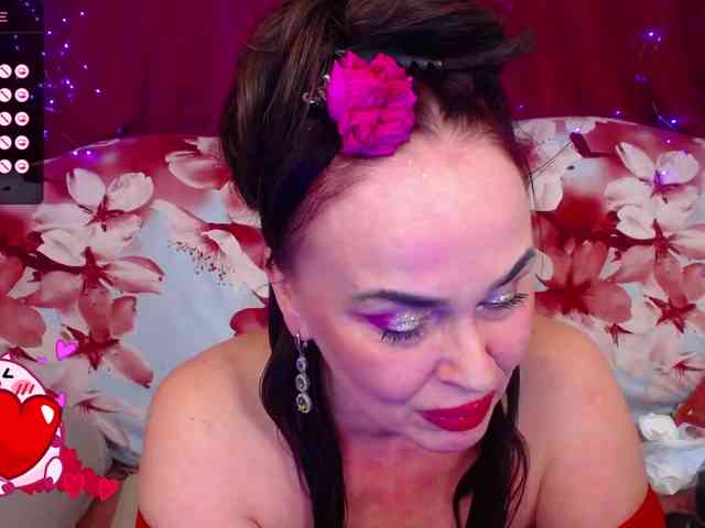 hotzlata webcam