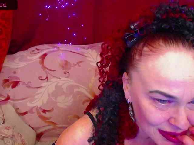 hotzlata webcam