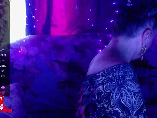 hotzlata webcam