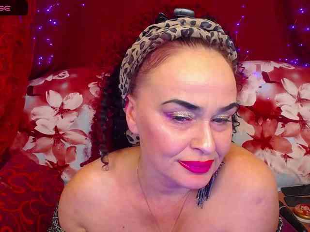 hotzlata webcam