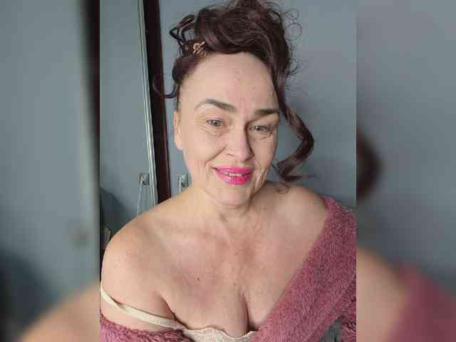 hotzlata webcam