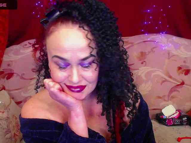 hotzlata webcam