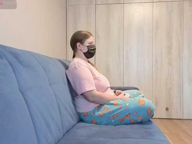 Milaa1998 live cam preview