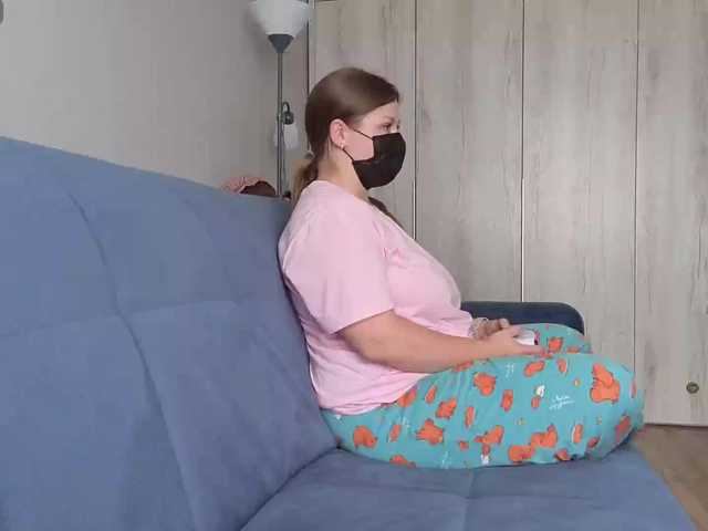 Milaa1998 live cam on BongaCams