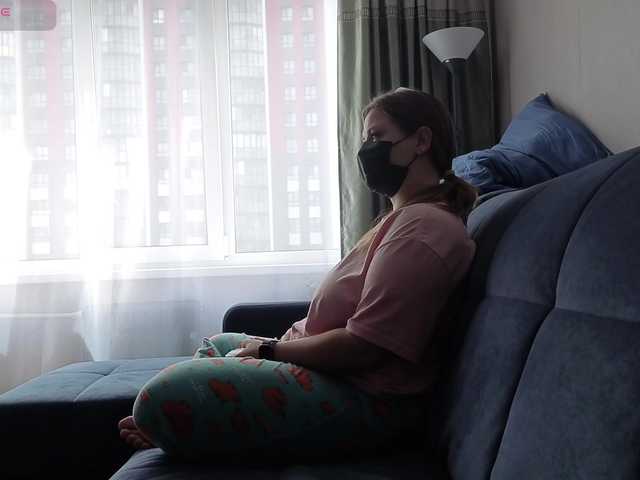 Milaa1998 live cam on BongaCams
