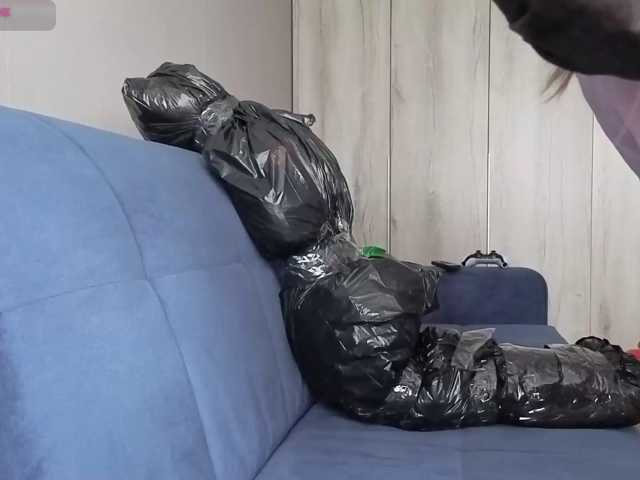 Milaa1998, en directo ahora en BongaCams