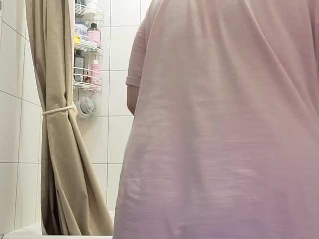 Milaa1998 live cam on BongaCams