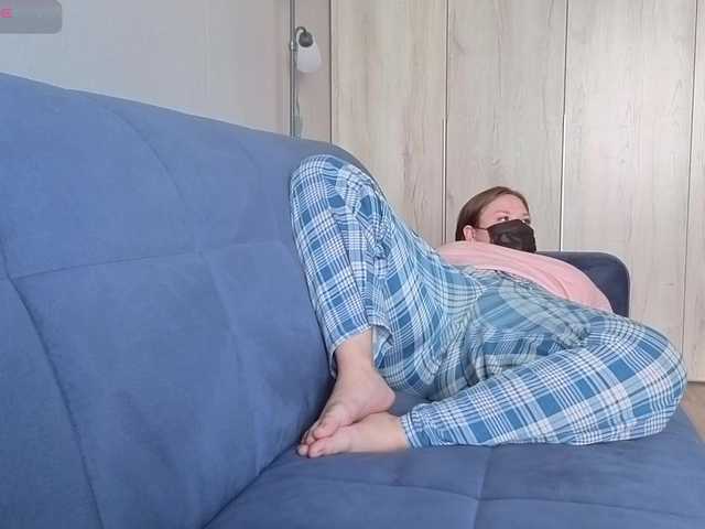 Milaa1998 live cam on BongaCams