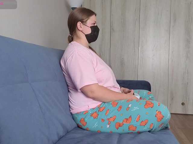 Milaa1998 live cam on BongaCams