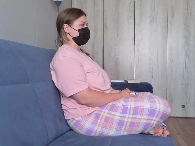 Milaa1998 live cam on BongaCams