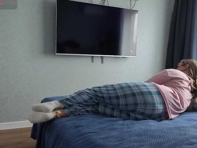 Milaa1998 live cam preview