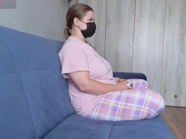 Milaa1998 live webcam show