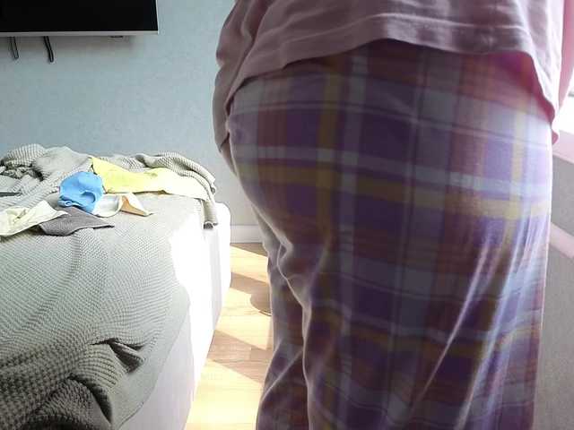Milaa1998 live cam on BongaCams