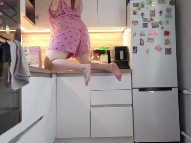 Milaa1998 live cam on BongaCams