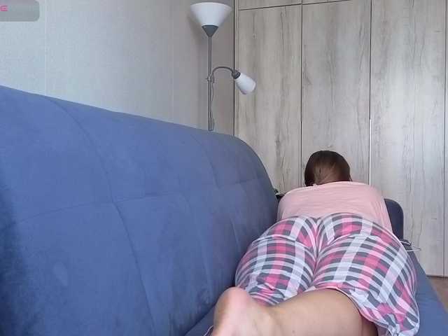 Milaa1998 live cam on BongaCams