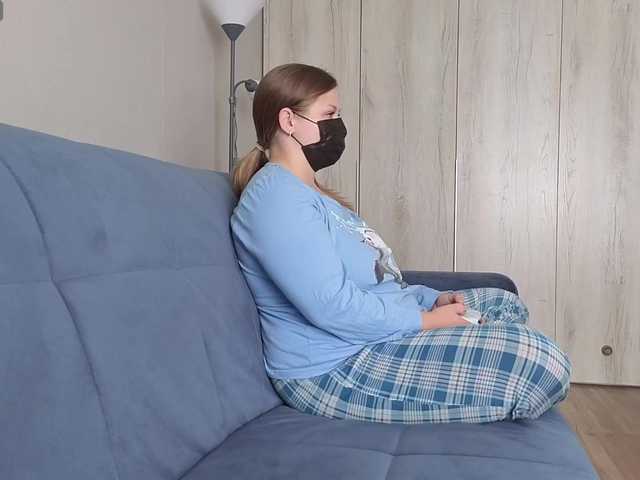 Milaa1998 live cam on BongaCams