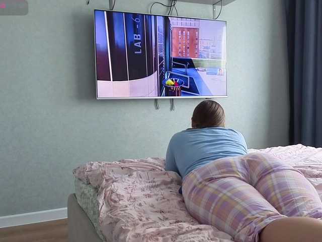 Milaa1998 live cam on BongaCams