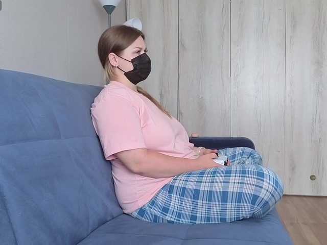 Milaa1998 live cam on BongaCams