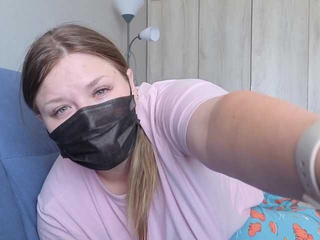 Milaa1998 live cam on BongaCams