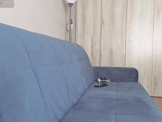 Milaa1998 live cam on BongaCams