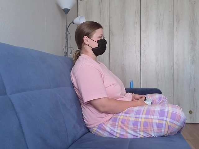 Milaa1998 live cam