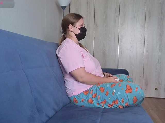 Milaa1998 live cam on BongaCams