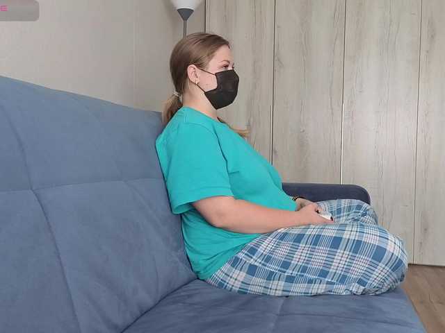 Milaa1998 live cam on BongaCams
