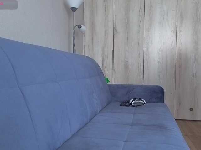 Milaa1998 live webcam show