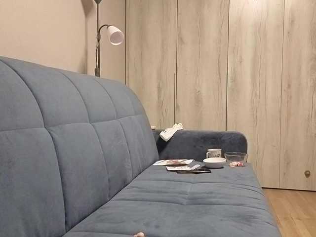le modèle Milaa1998 est en webcam porno dans un show sur le site bongacams, il possède les tags suivants: White/Caucasian,Brunette,Trimmed