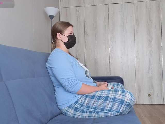 Milaa1998 live webcam show