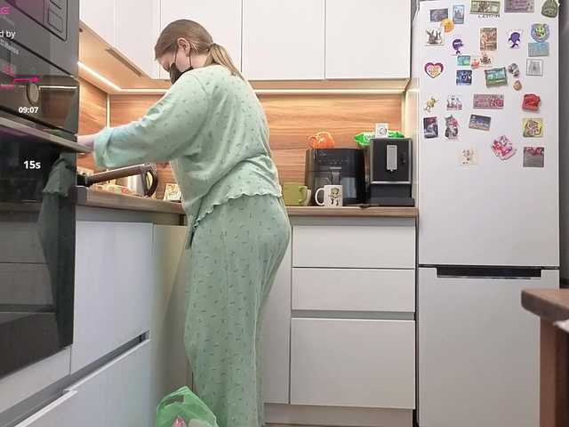 Milaa1998 live cam on BongaCams