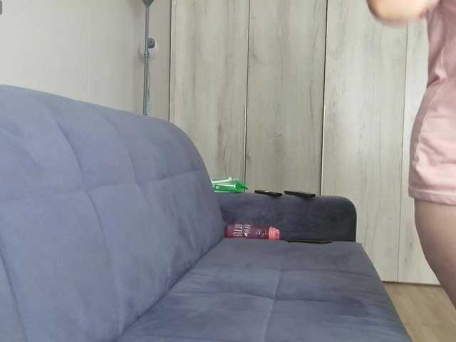 Milaa1998 live cam on BongaCams