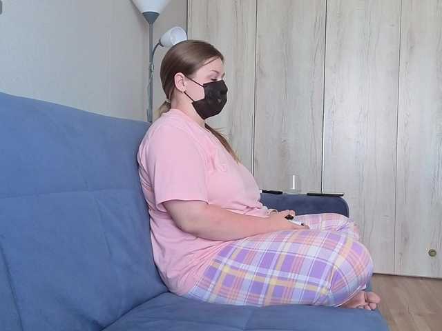 Milaa1998 live cam on BongaCams