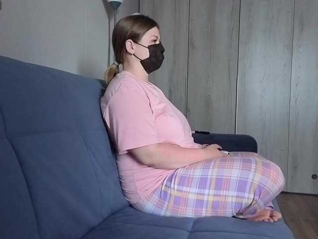 Milaa1998 live cam on BongaCams