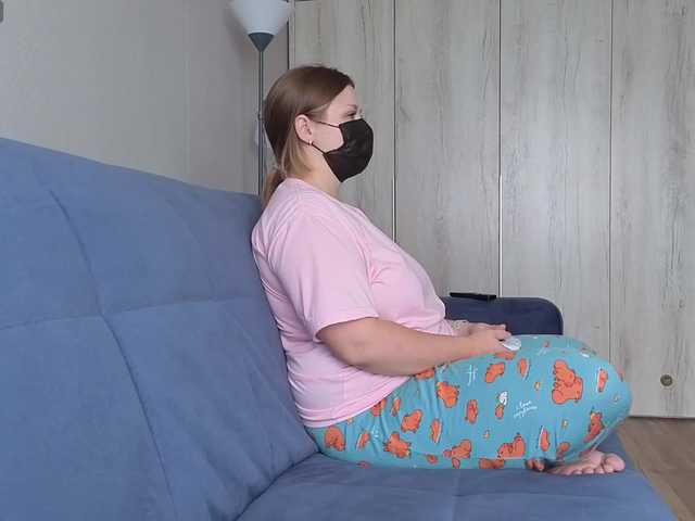 Milaa1998 live cam on BongaCams