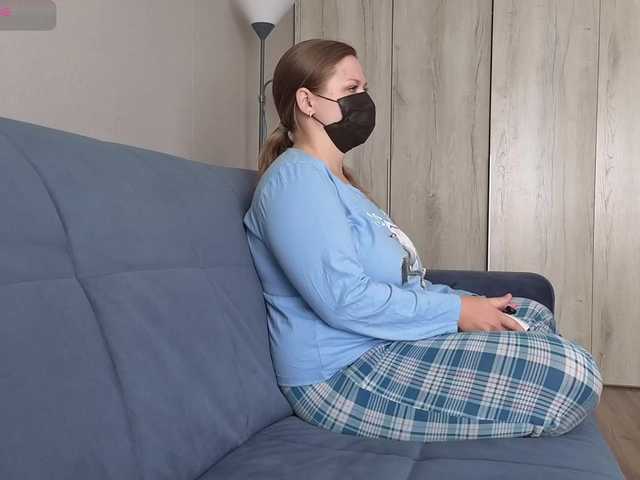 Milaa1998 live webcam show
