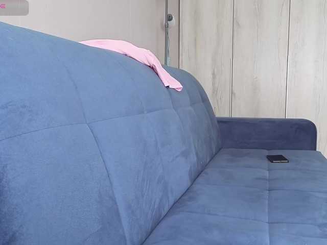 Milaa1998 live cam on BongaCams