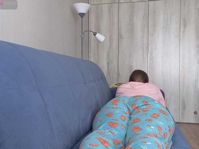 Milaa1998 live cam on BongaCams