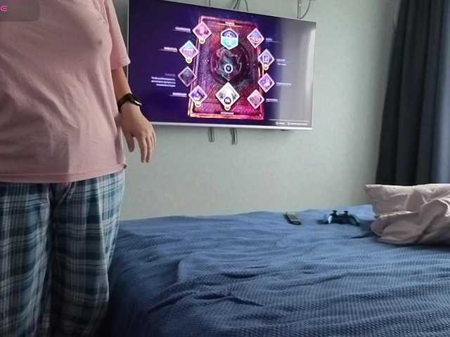 Milaa1998 live cam