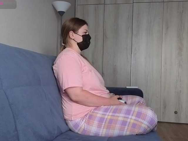 Milaa1998 live cam on BongaCams